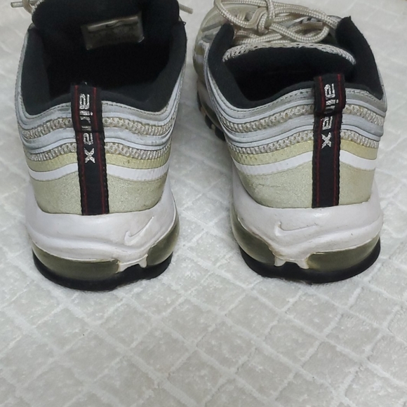 Nike Air Max - Picture 3 of 8